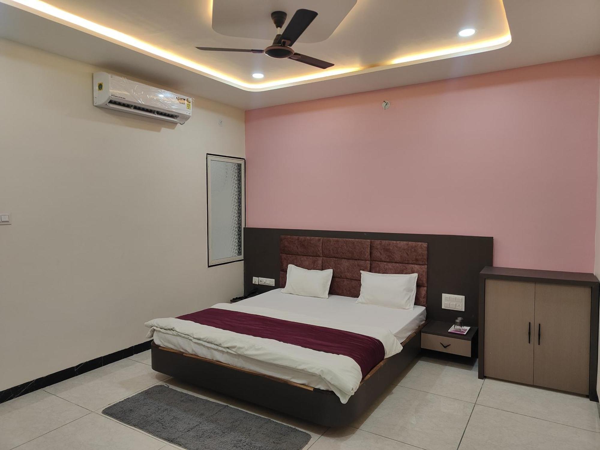 Yashomati Hotel Maheshwar Dış mekan fotoğraf