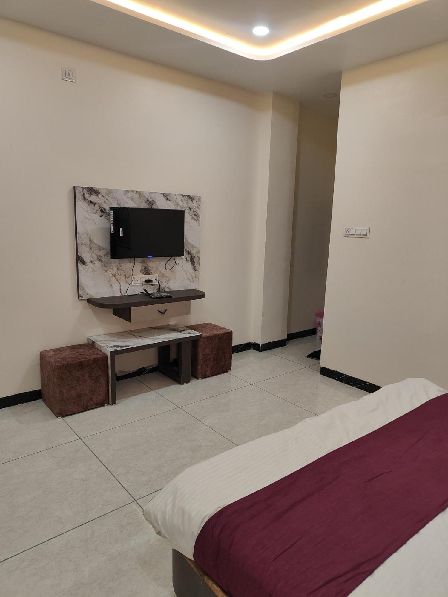 Yashomati Hotel Maheshwar Dış mekan fotoğraf