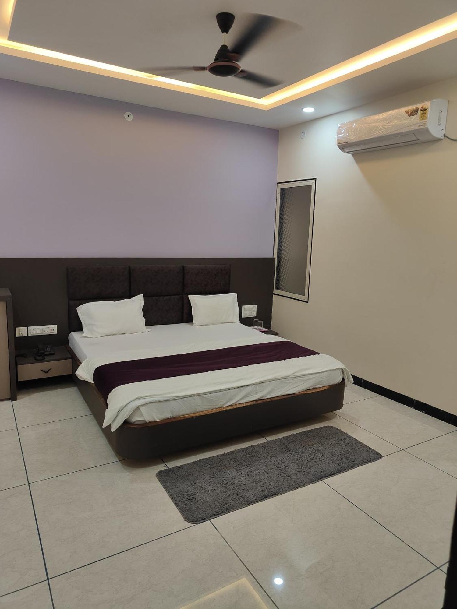 Yashomati Hotel Maheshwar Dış mekan fotoğraf
