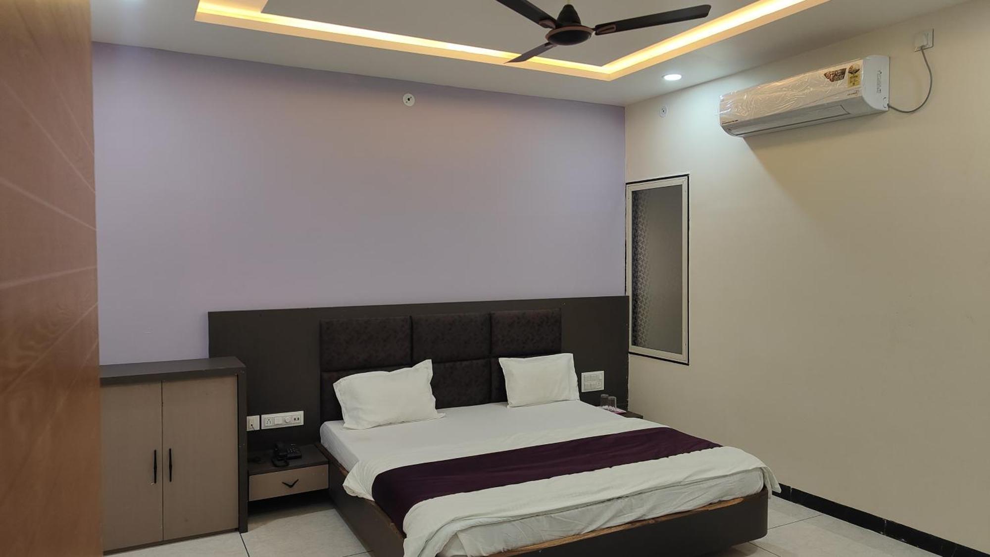 Yashomati Hotel Maheshwar Dış mekan fotoğraf